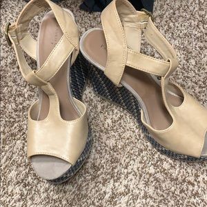 Tan Wedges Size 7.5